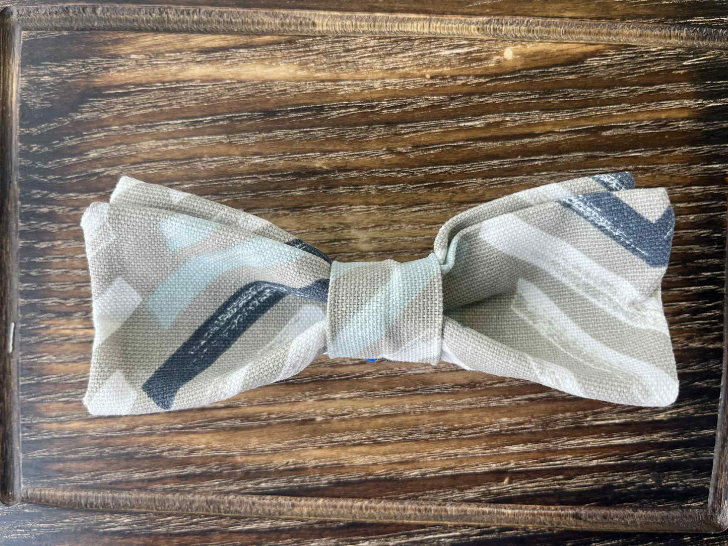 Bow Tie